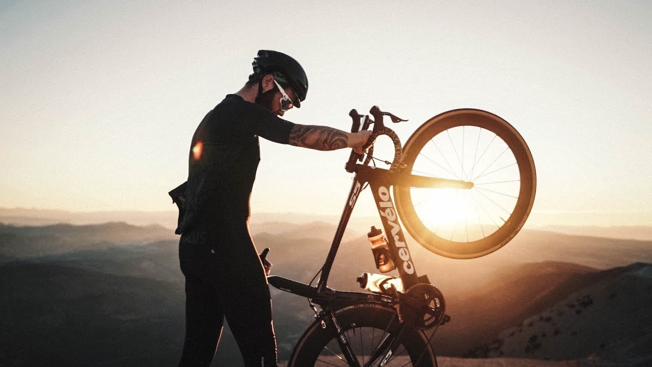 Climbing Ventoux 3 times (Club de Cingles)