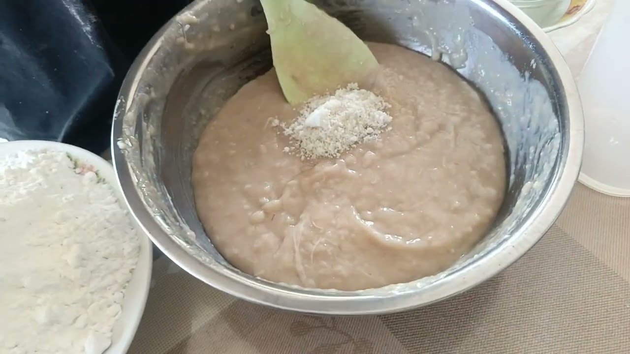 Cara Membuat Pempek Ikan Tenggiri Simple ||  Pakai putih telur ya, di video salah bilang. Maaf:(