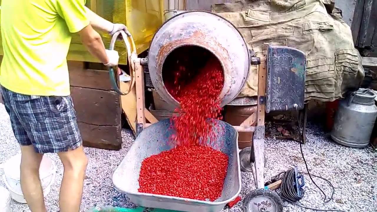Декоративный цветной щебень. цветная крошка. Окраска щебня. покраска декоративного щебня