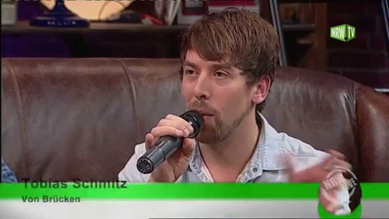 Von Br&uuml;cken im Talk in der NRW Late Night mit Emily Whigham