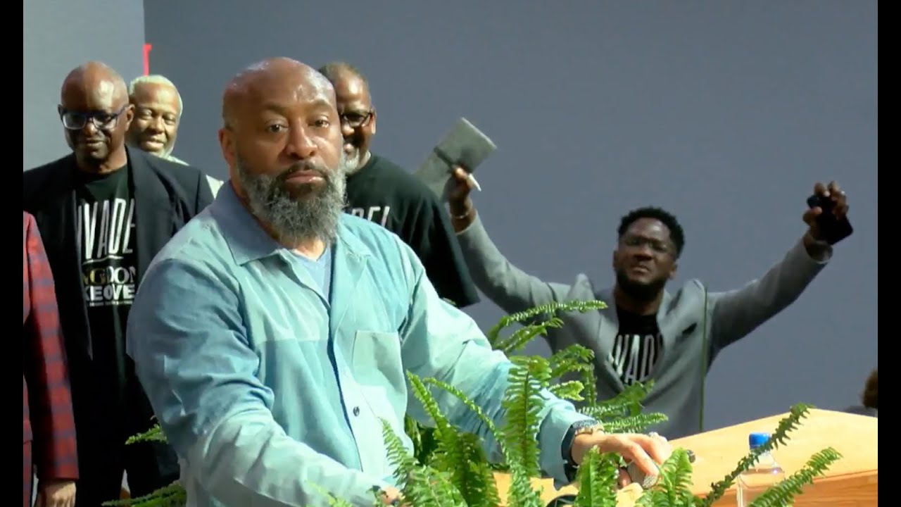 Pastor Tolan Morgan - Give Me Some Room (POWERFUL HOLY CONVOCATION SERMON)
