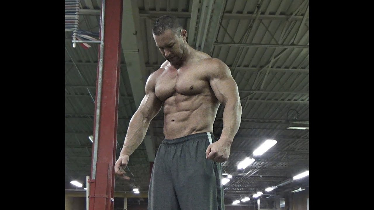 Bodybuilder, Actor and Stuntman Thomas Murphy Warms Up For Photo Shoot