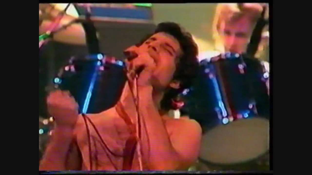 Save Me Queen (Live @ Hammersmith Odeon) 1979