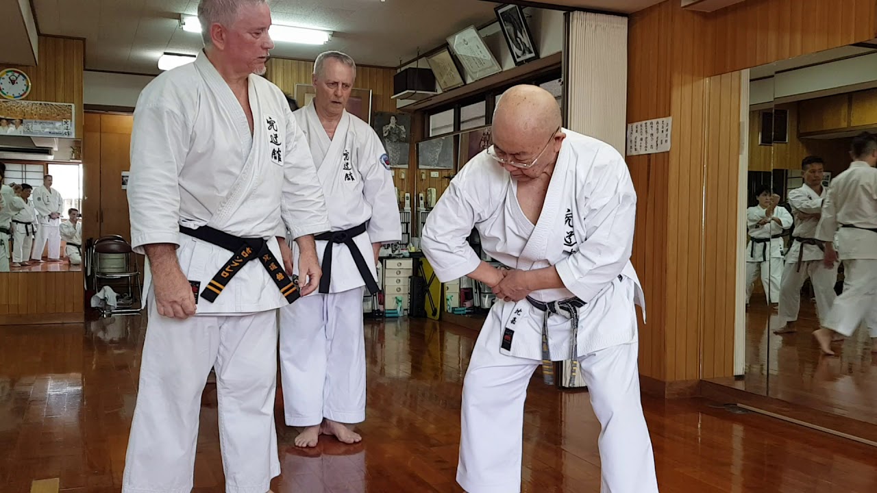 Kaicho Minoru Higa - Agarre Naihanchi Niddan