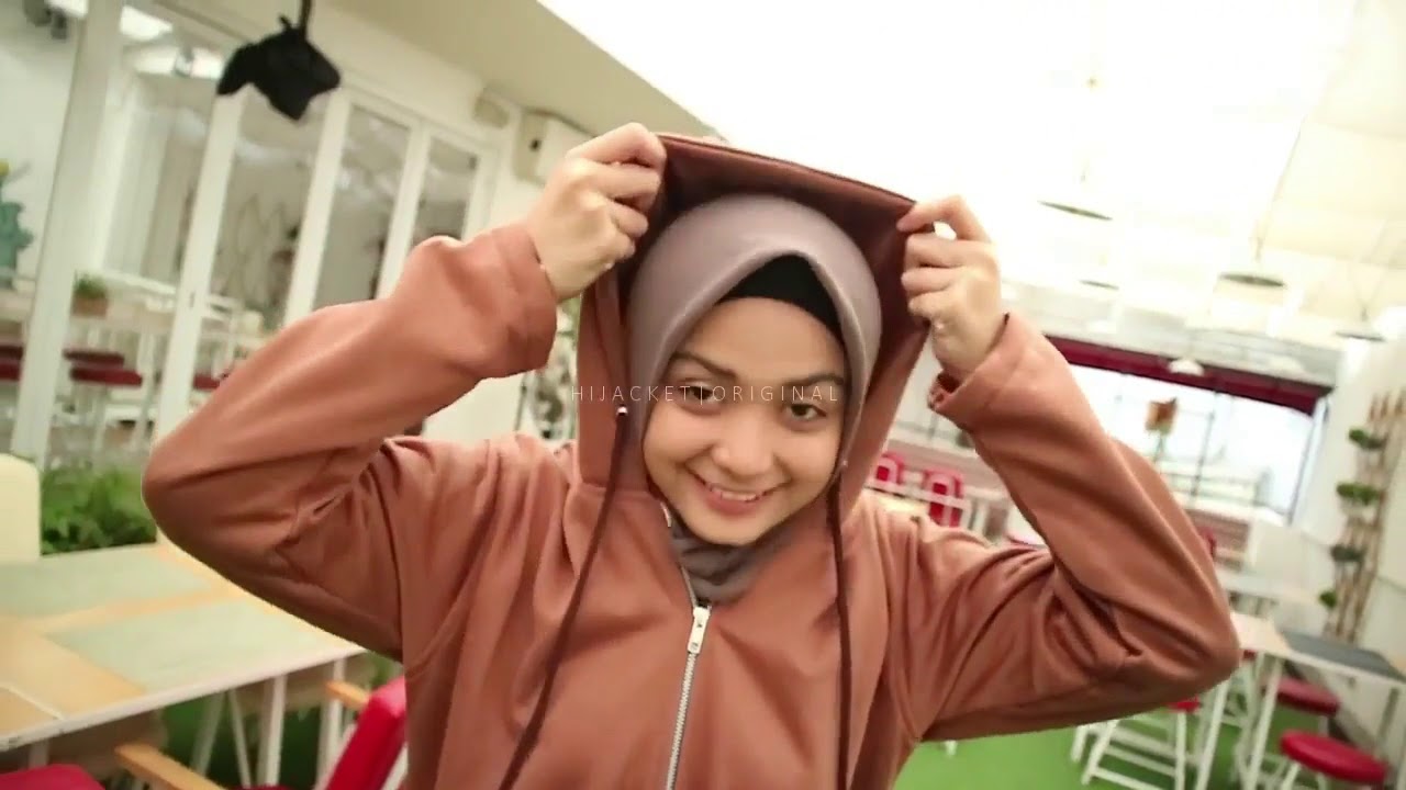 HIJACKET URBANASHION X ANNISA [0823 2824 8258] web: benefitjacket.shop