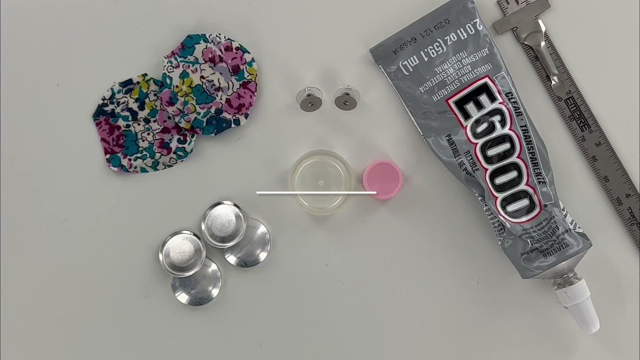 I Like Big Buttons! - How To Make Fabric Cover Button Earrings