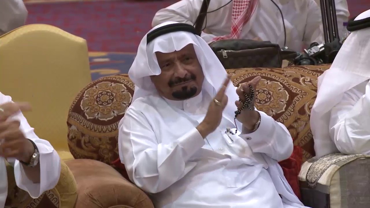 اغنية النهر الخالد اداء الدكتور محمد قاري و الفنان عبود بن زين من حفلة المرجان 2017