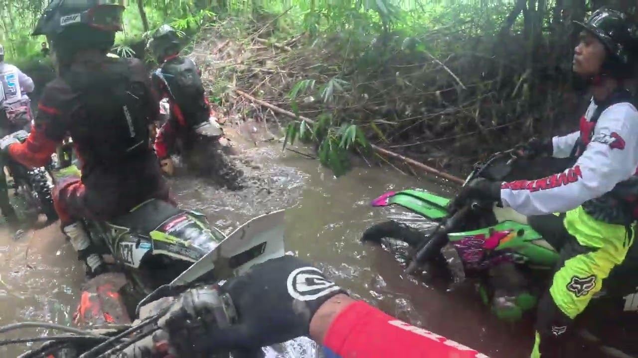 Sempat bingung jalurnya muter di tempat wisata