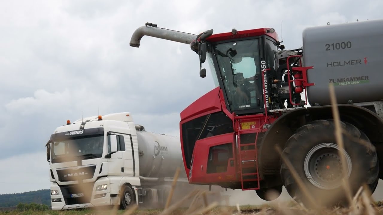Marten & Teune im Einsatz 💨 Holmer Terra Variant 650 mit Zunhammer & Köckerling Vector