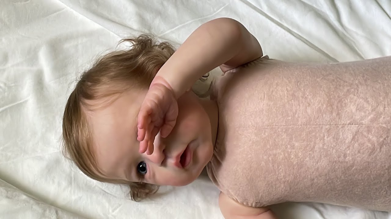 Details Video and Changing Reborn Sandie by Joanna Kazmierczak