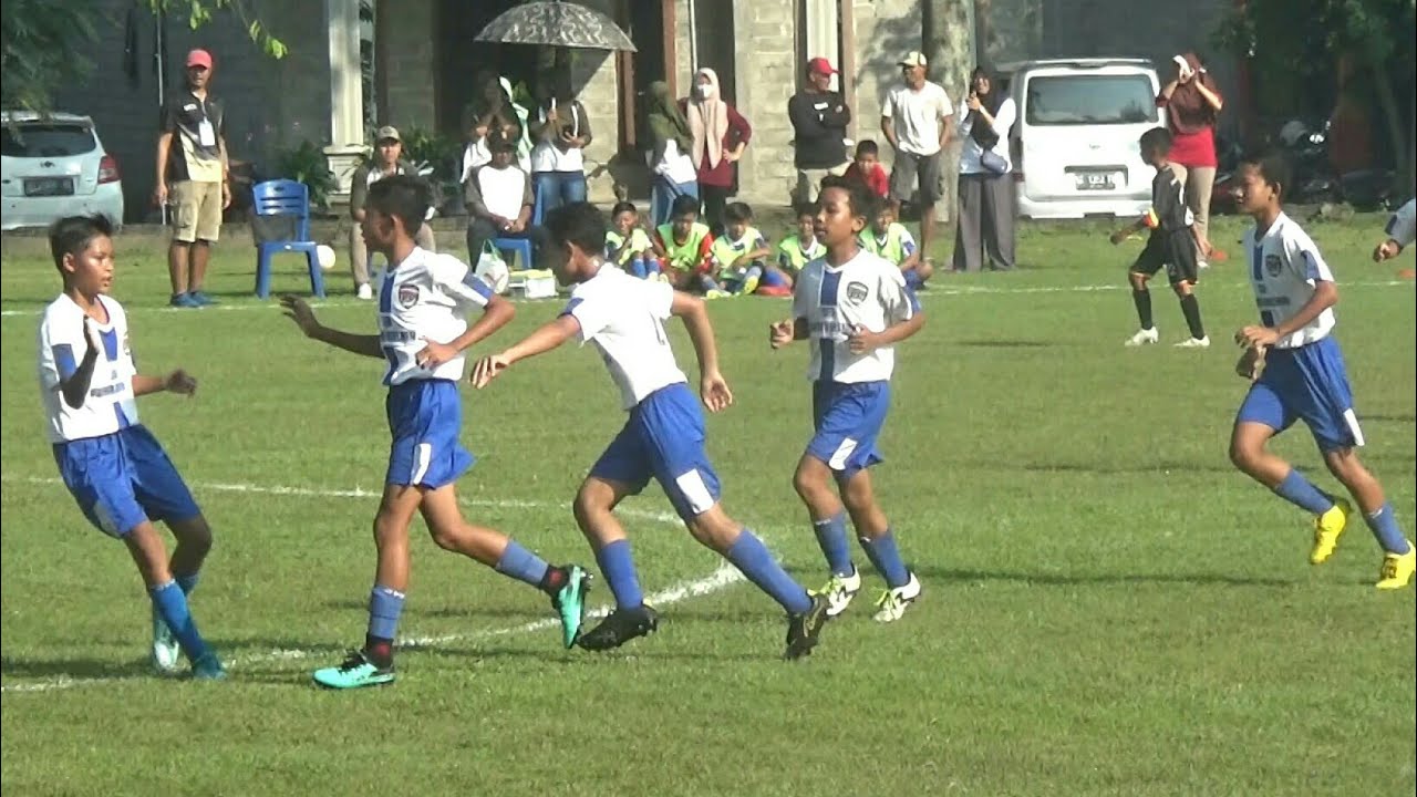 PUTRA BERLIAN [ 2 - 0 ] JANTRA UNITED / liga S4D kediri U - 13 / kids in football - lap. dawung