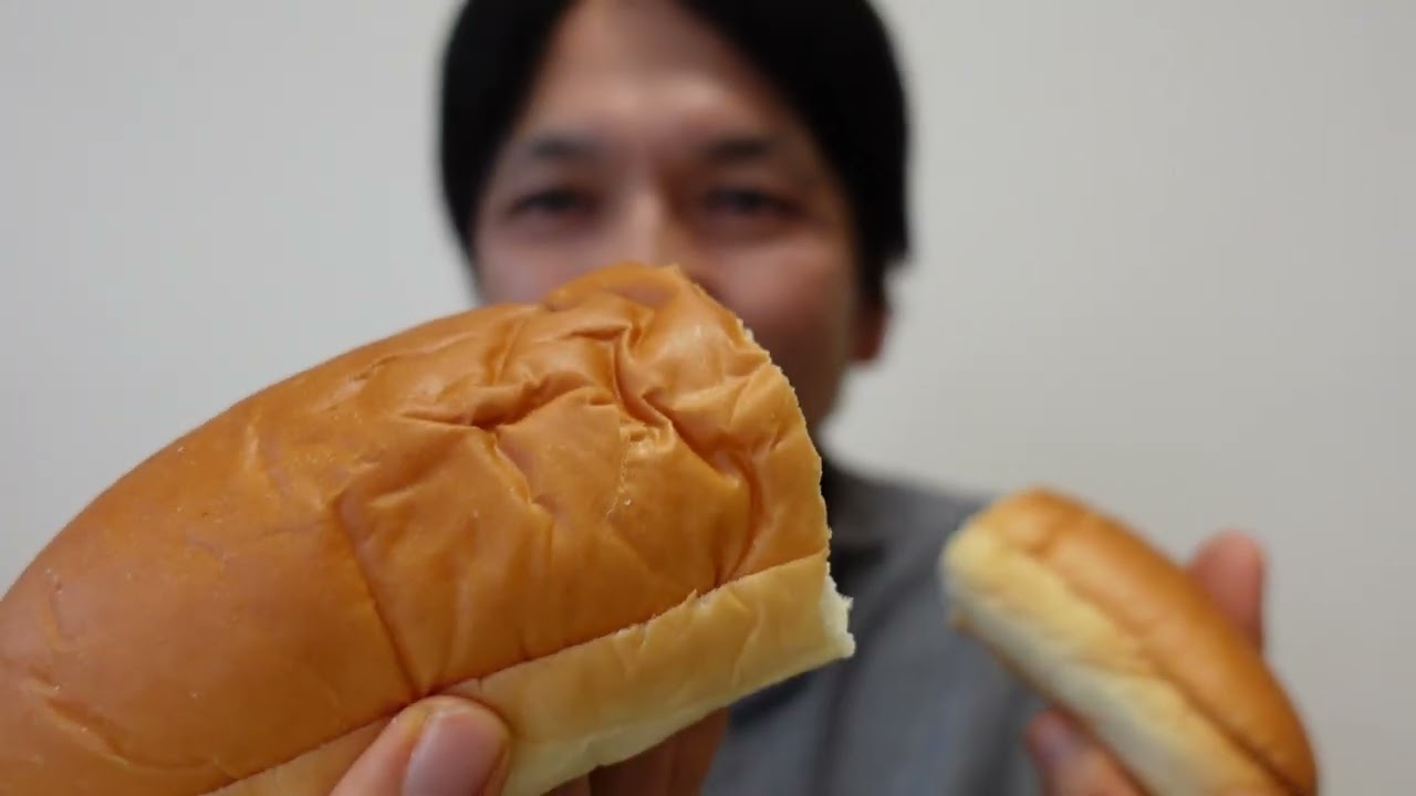 事務所でランチ『ピーナツコッペ』