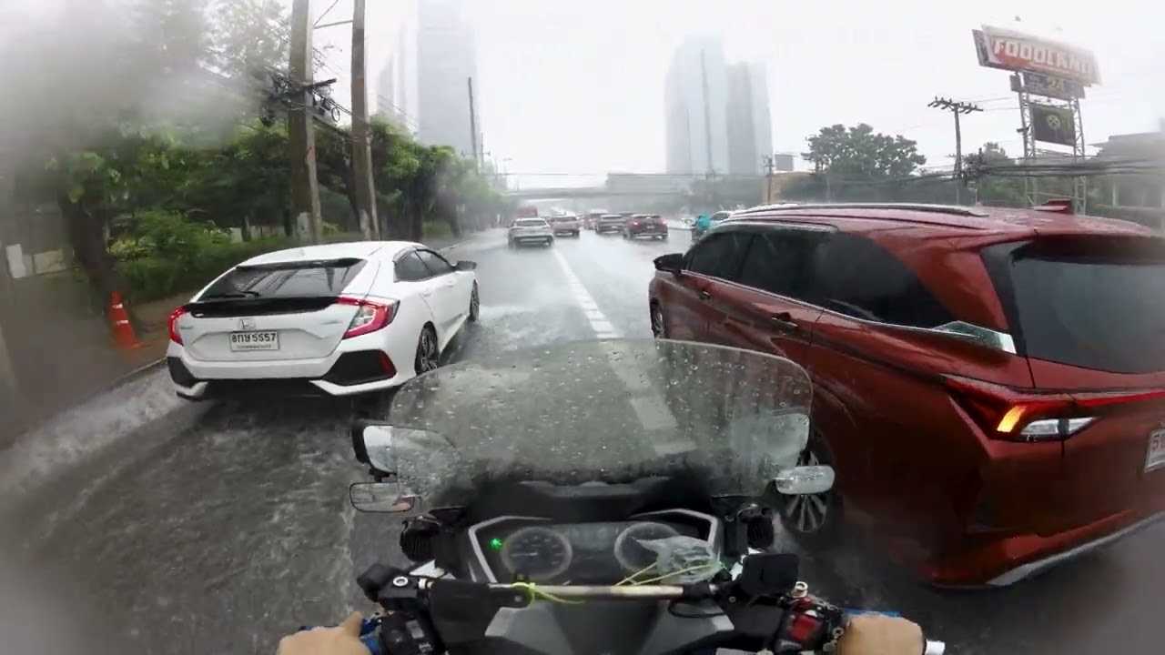 Runcam thumb 2 4k xv Heavy rain bkk
