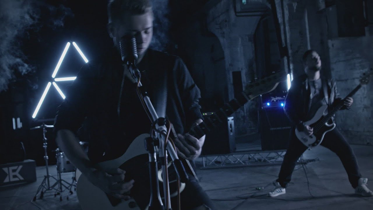 Existent - Kartenhaus