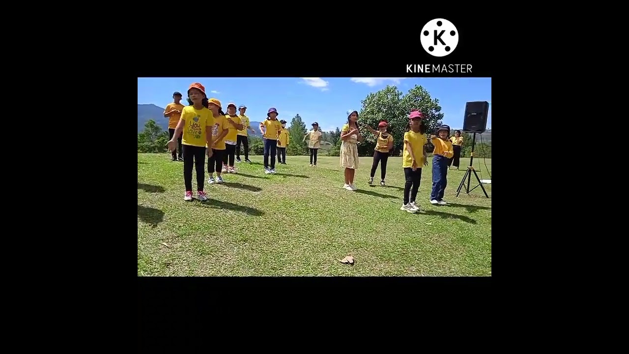 Kebaktian padang Anak Sekolah Minggu Sa Resort Satia Negara di Niagara Hills, Parapat