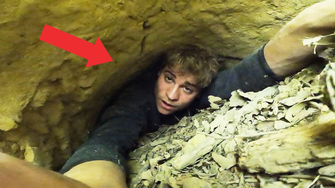 Wir klettern durch EXTREM ENGE HÖHLE | *claustrophobic trigger