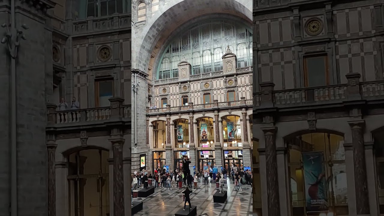 Estaci&oacute;n central de Amberes, Antwerpen-Centraal station