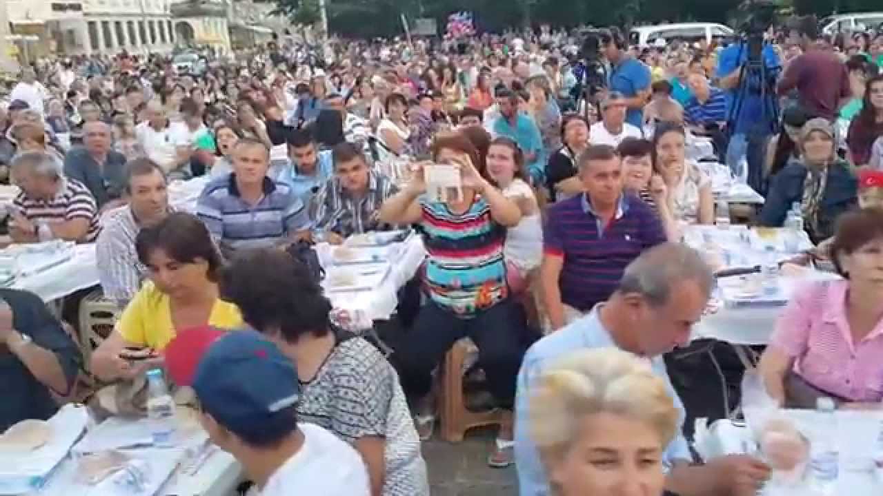 Kırcaali'de iftar