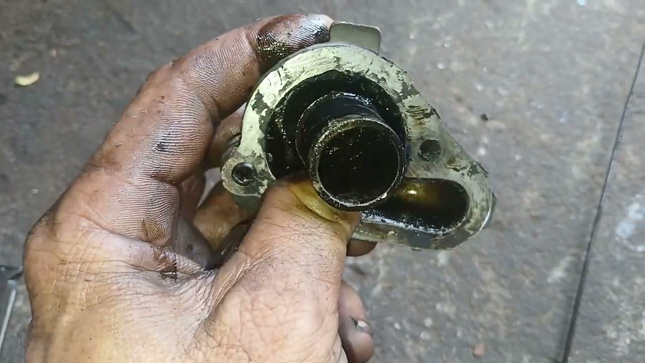 Uno jogando óleo pelo suspiro olha aonde tá o defeito 