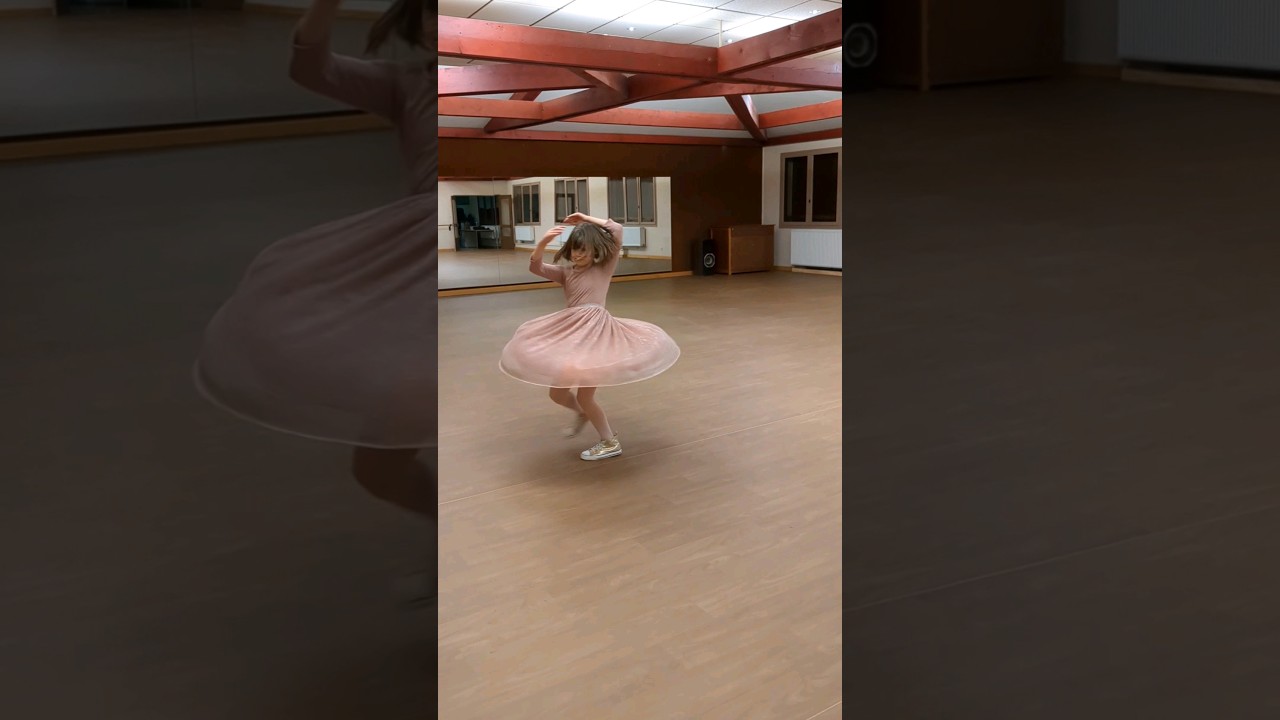 Danse pour son 10&egrave;me anniversaire 🎂