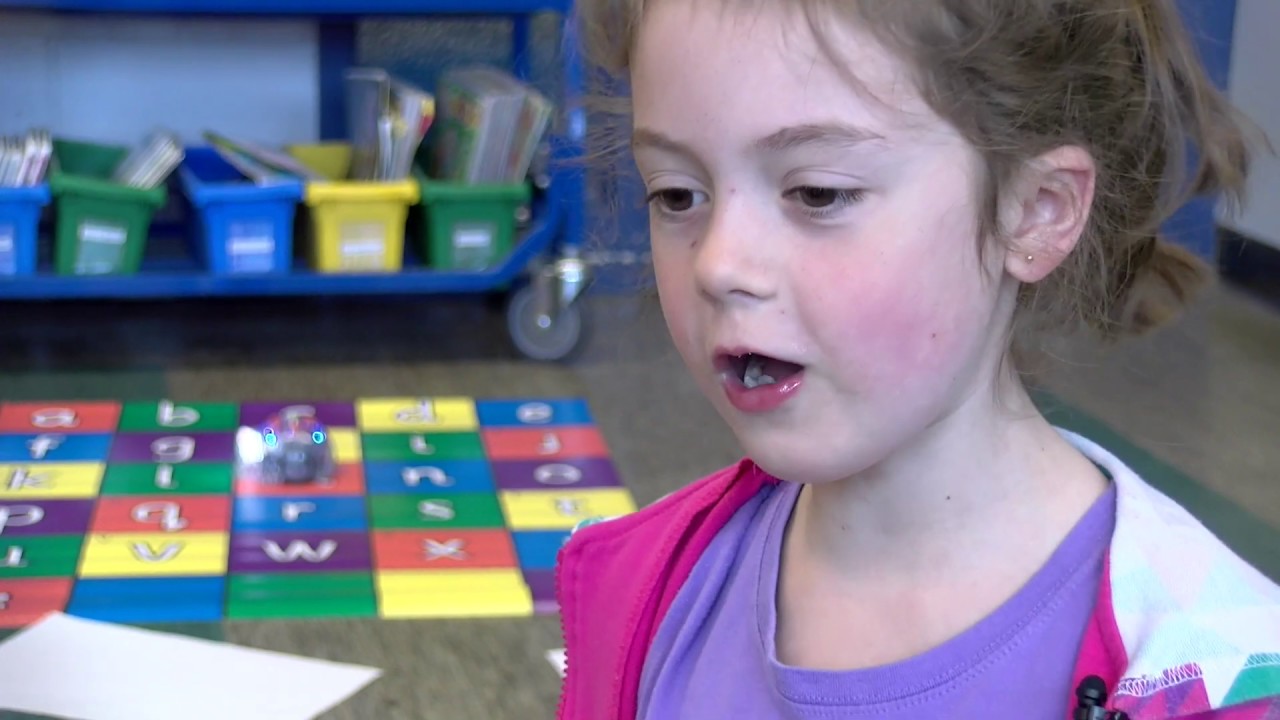 1. Blue-Bot: enseigner la communication orale