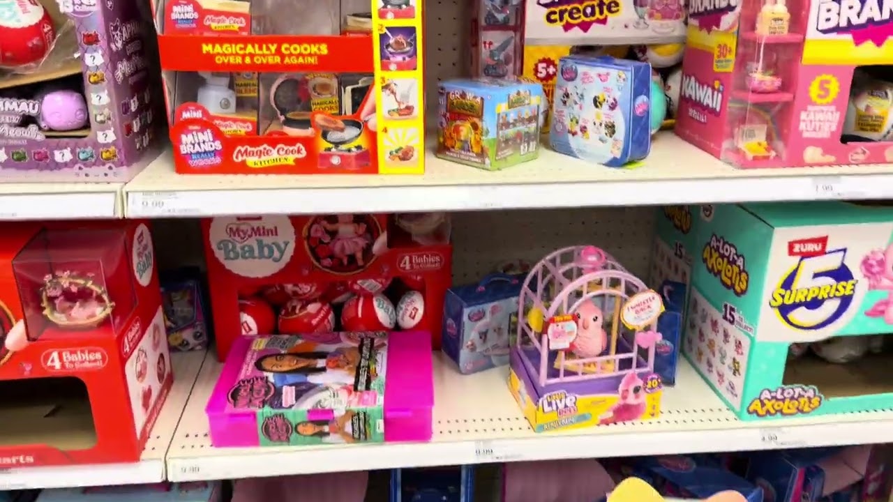 NEW BABY CLOTHES AT TARGET!!! OVER DRAMATIC AND EMPTY STORE!!! 