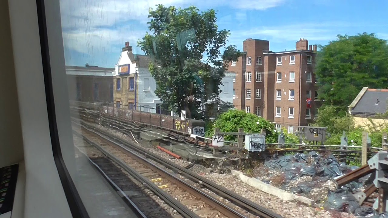 Journey on District Line from South Kensington to Wimbledon