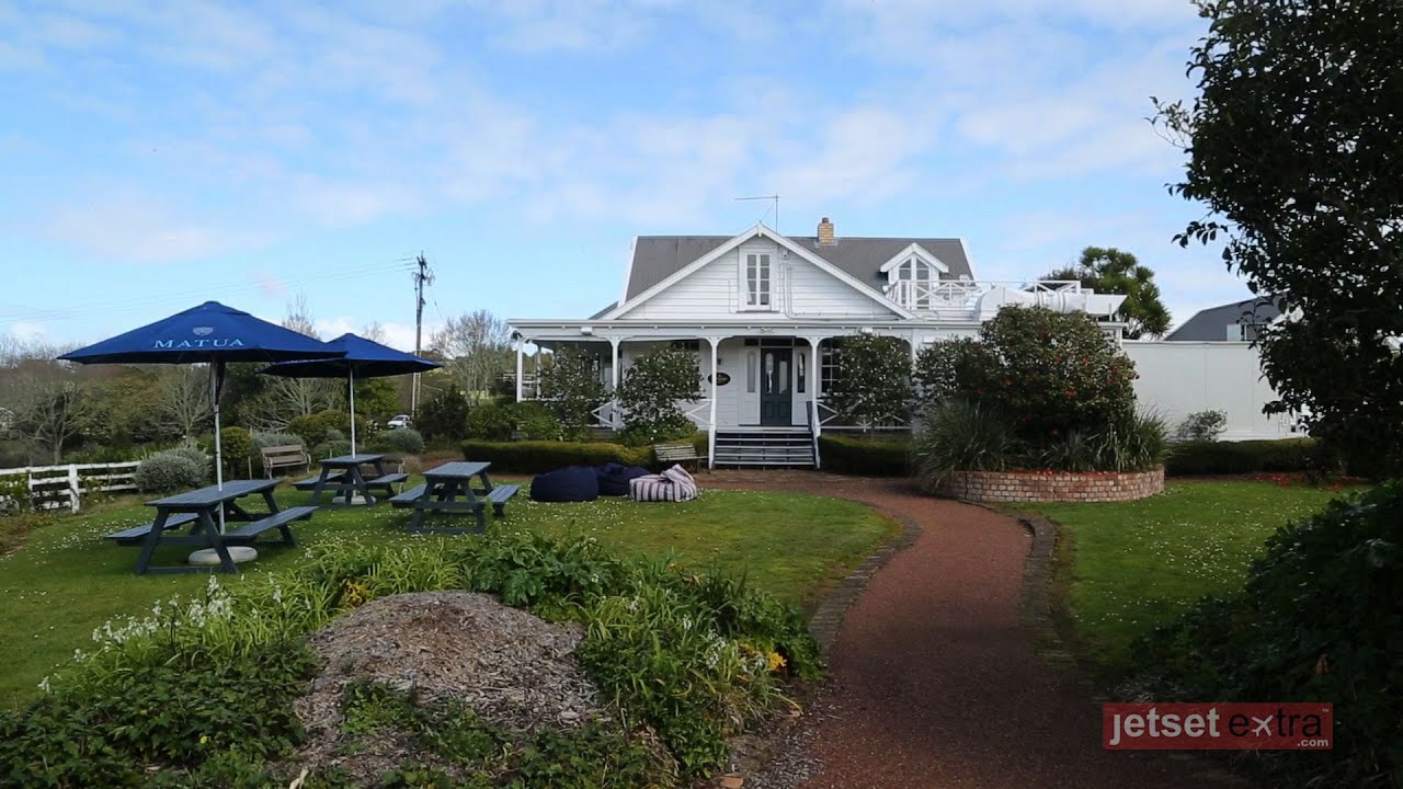 Discover Sauvignon Blanc's New Zealand Origins at Matua Valley Winery