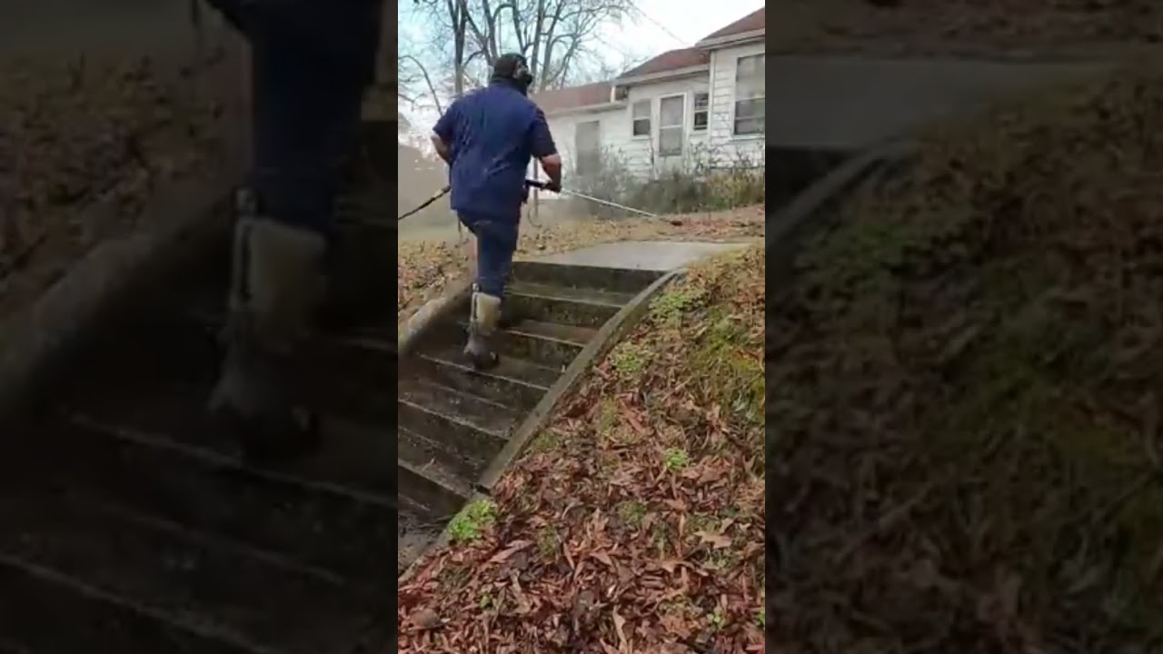 POWERWASHING INSANELY DIRTY SIDEWALK IN ARKANSAS
