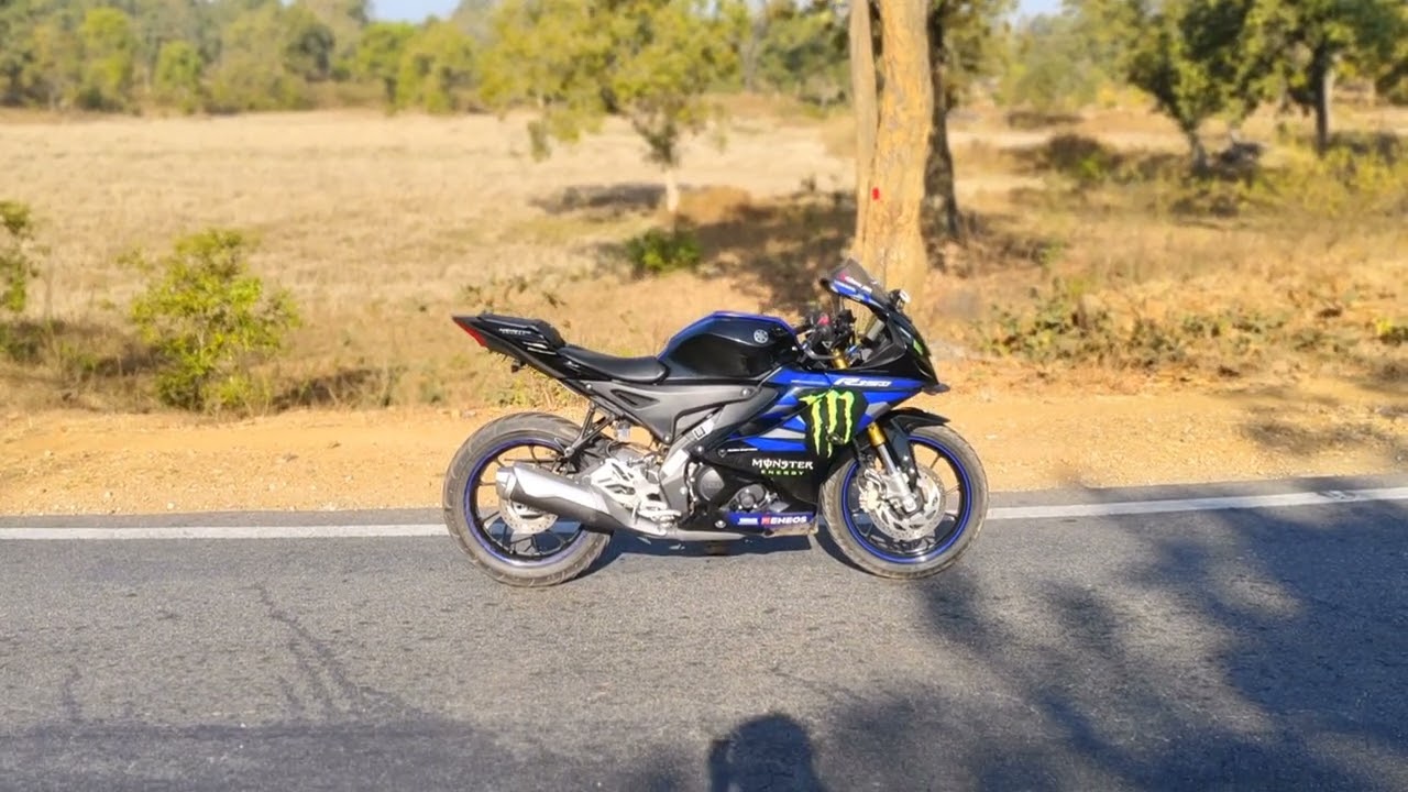  V4m  YAMAHA 🐼💖#ekmotahathighumechala #automobile #love 