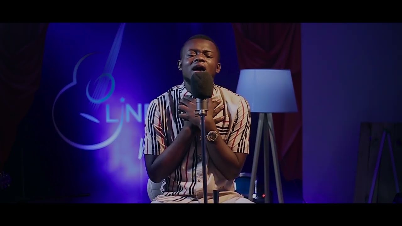 Rendez vous des adorateurs : 11 minutes d'adoration avec Le Fr&egrave;re Exauc&eacute; Kafuti.