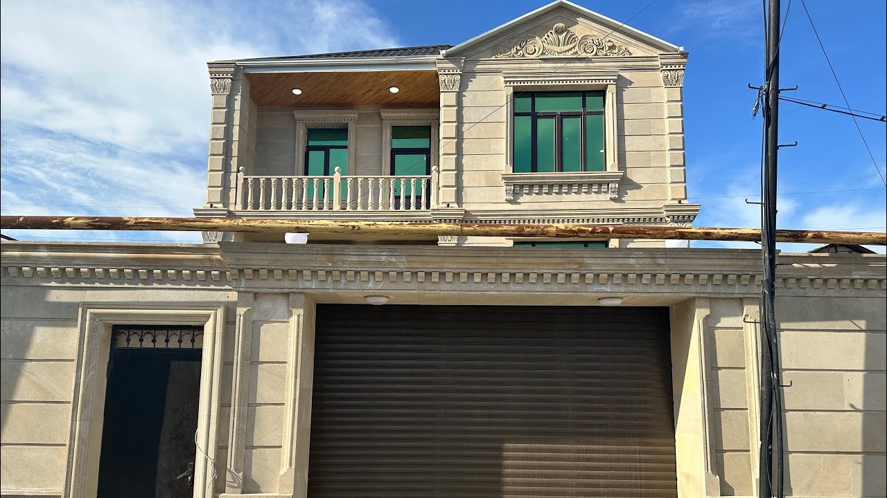 Biləcəridə Mərkəzdə həyət evi satlir 🏠ev 5otaq 3mərtəbə➡️KOD 558⬅️☎️0557404059Emin☎️