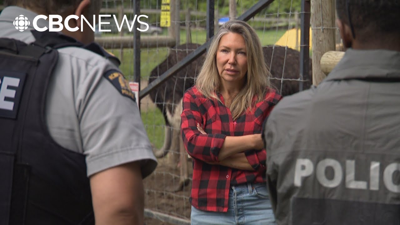 Supporters back ostrich farm fighting cull despite past cases of avian flu