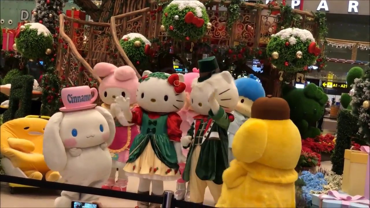 Indoor drone show with Hello Kitty and friends at Changi Airport
