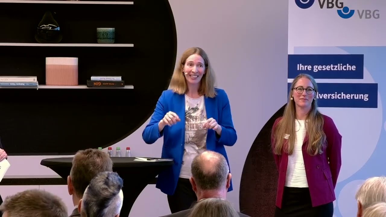 Bewegung im Büro | Dr. Eva Sophie Brantzen (VBG) und Dr. Lea Scheidt (SAP) | 12. Forum Büro 2025