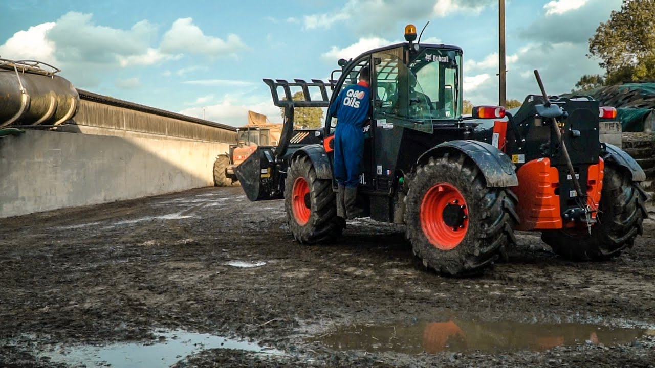 Un Bobcat à la Ferme - GAEC LE BALENCON