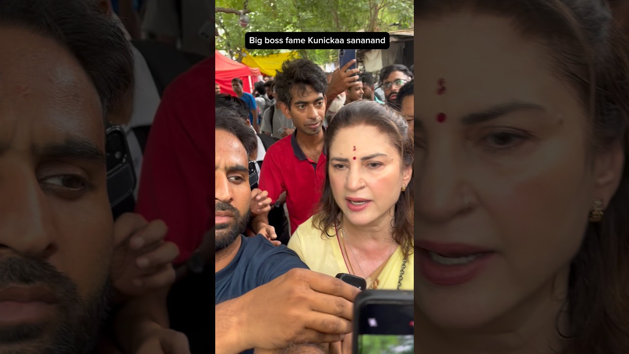 Kunickaa sanananad exposed BJP govt at jantar mantar ! #cjpprotest #cockroachjantaparty #bollywood