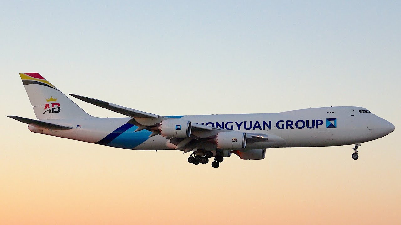 (4K) The Happiest Place - O'Hare Airport Planespotting