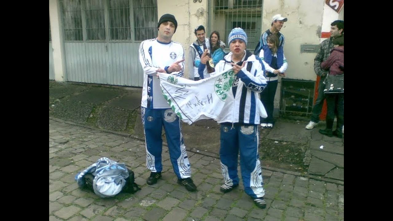 TORCIDA JOVEM GREMIO-TROFEUS