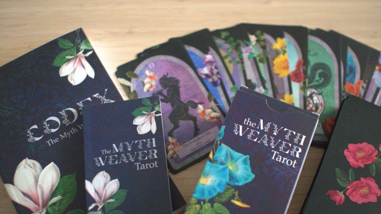 The Myth Weaver Tarot (Keywords Version) with Codex :: unboxing and silent flip through