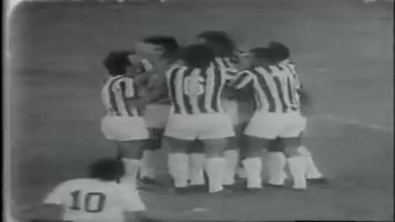 Santos 4 x 0 Corinthians 1972 narração Fiori Gigliotti