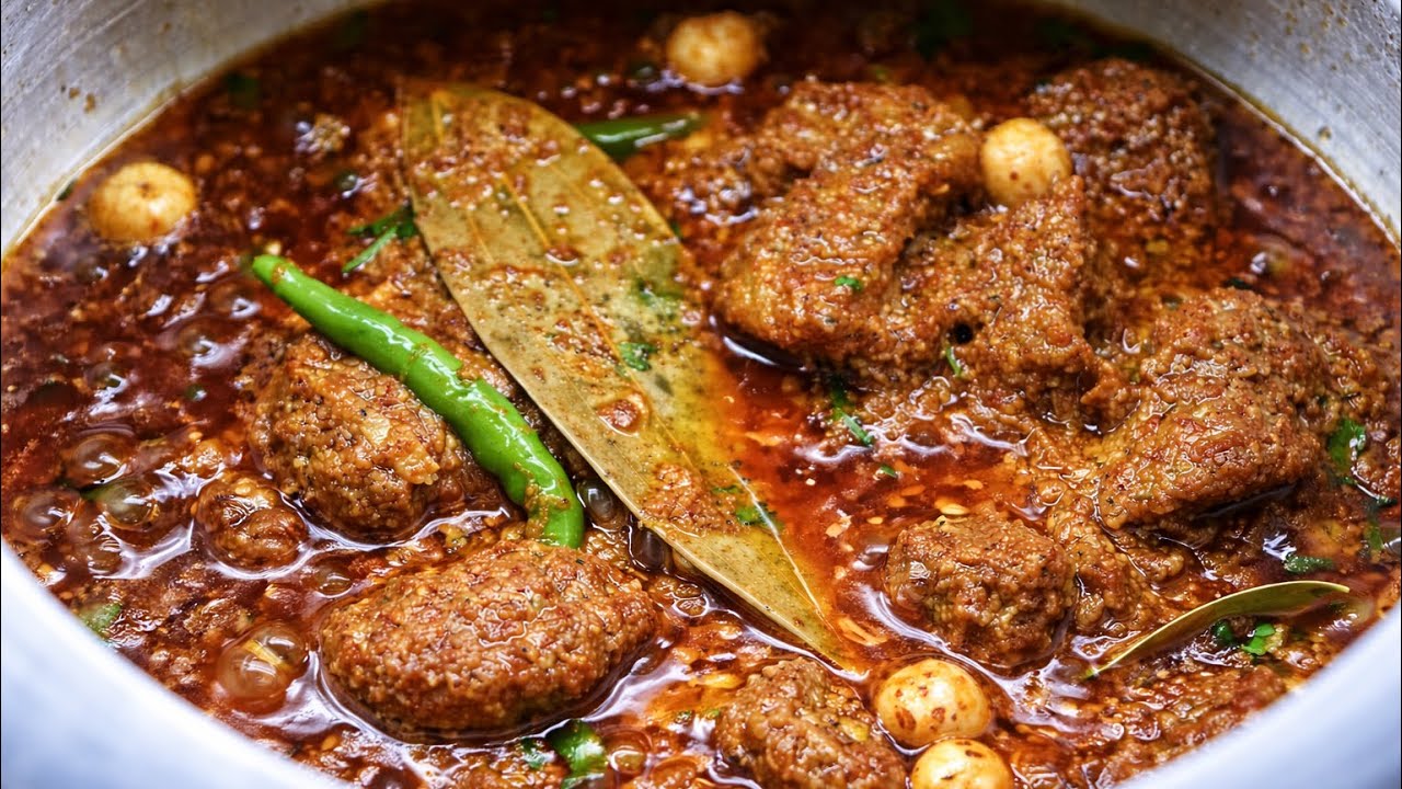 Shadi Wala Daanedar Mutton Korma in cooker | Full Length Recipe | Food Lab Trails