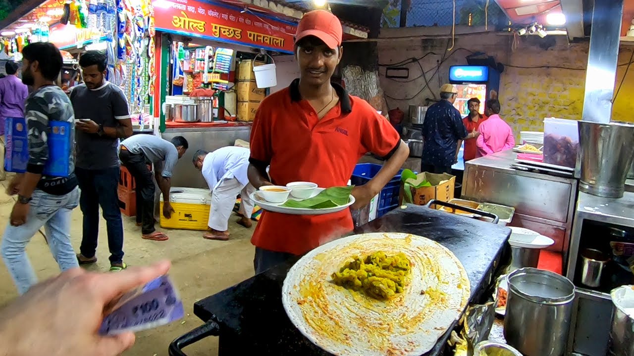 $1.50 Masala Dosa at Mumbai's Beach Hangout 🇮🇳