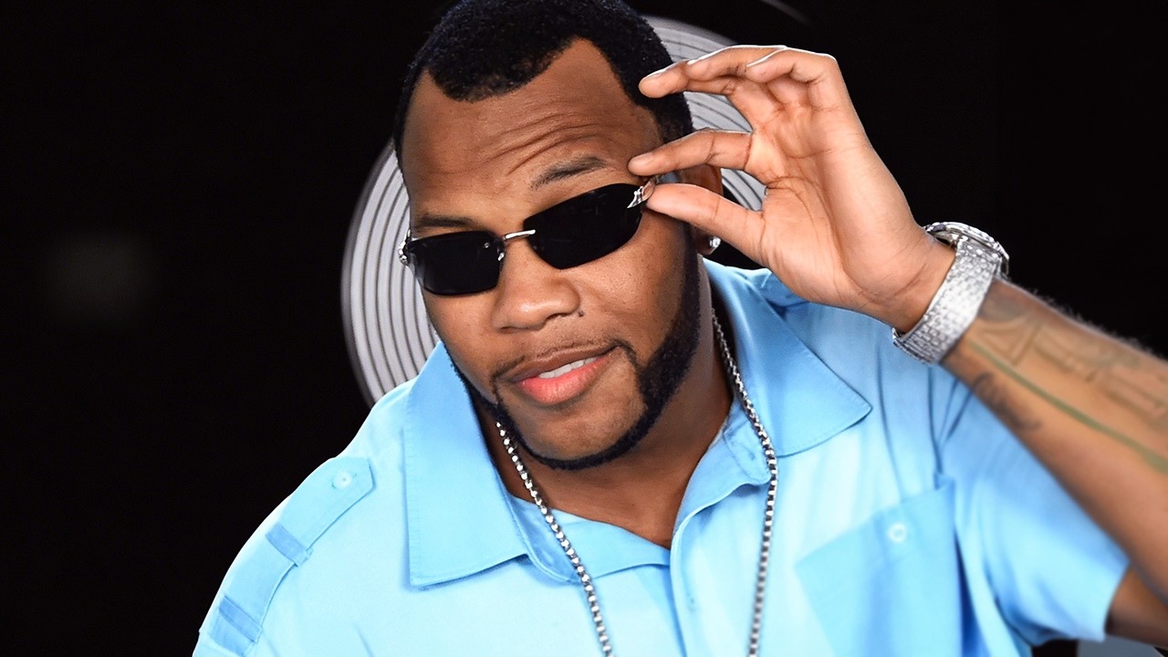 Flo Rida - Sugar (Official Video) [HD]