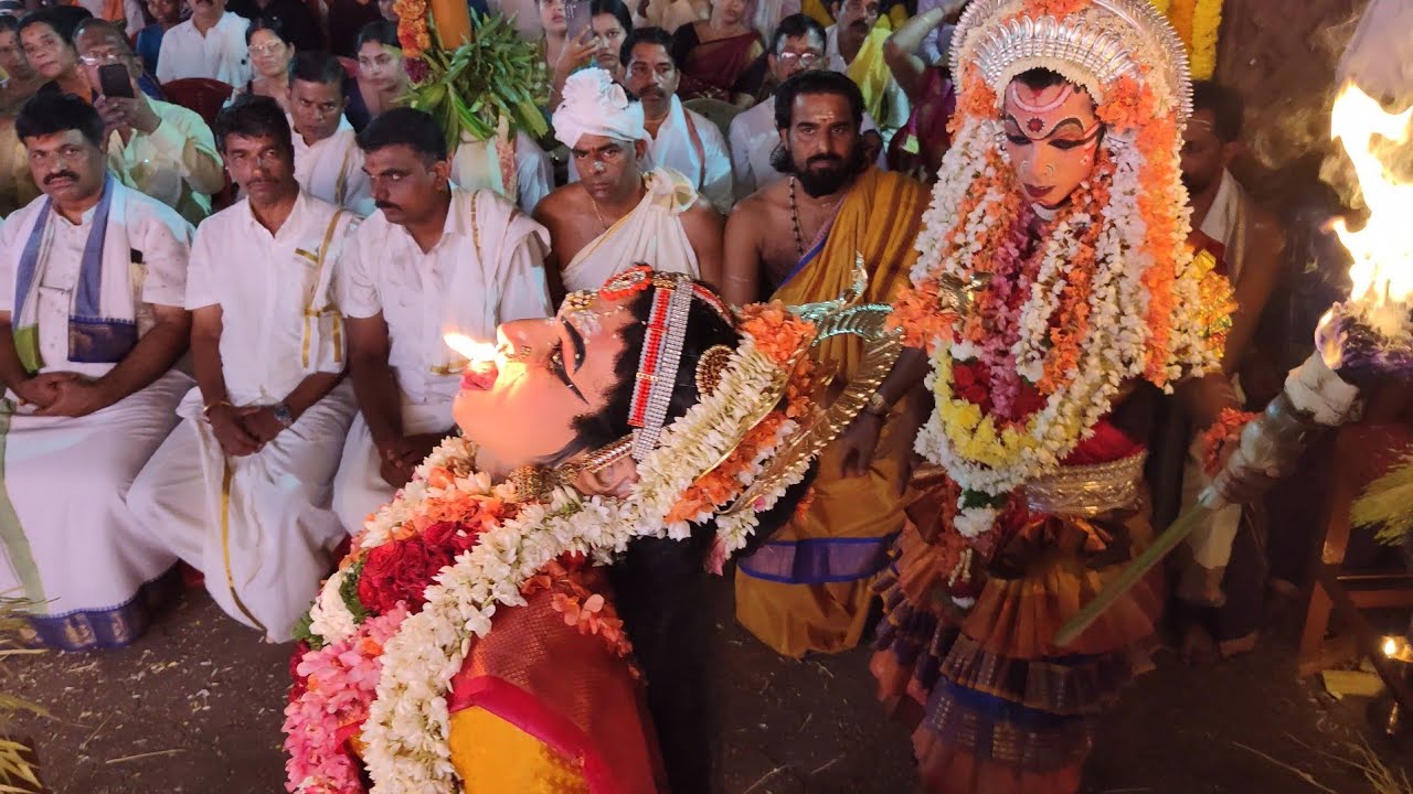 ಕಲ್ಕುಡ, ಕಲ್ಲುರ್ಟಿ, ಕಾಳಮ್ಮ ದೈವದ ಸಿರಿನಲಿಕೆ 🙏ವಿಶ್ವನಾಥ ಕ್ಷೇತ್ರ ಕಟಪಾಡಿ | Kalkuda, Kallurti Kaalamma Kola