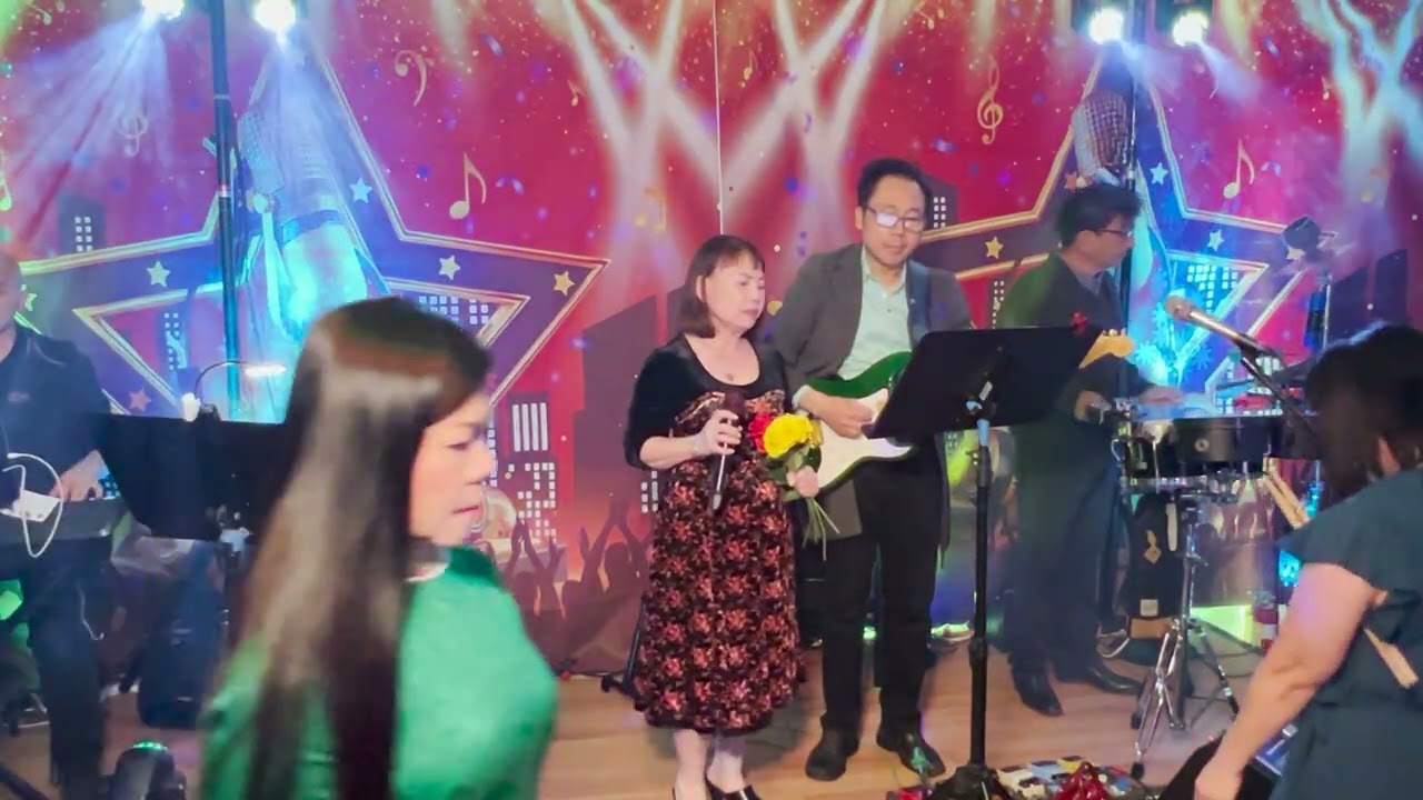 Mùa xuân đầu tiên  / Nghĩa / Bolero