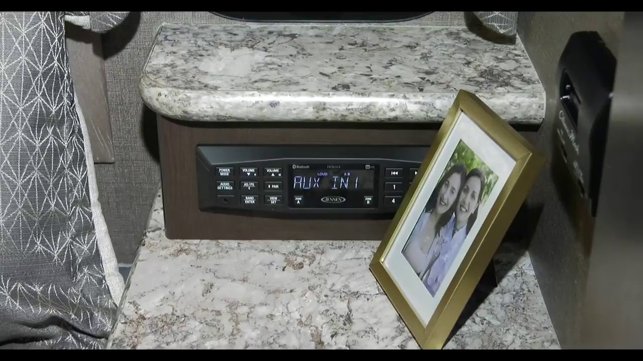 LIVE with the Windsport 34R at the 2018 Florida RV SuperShow