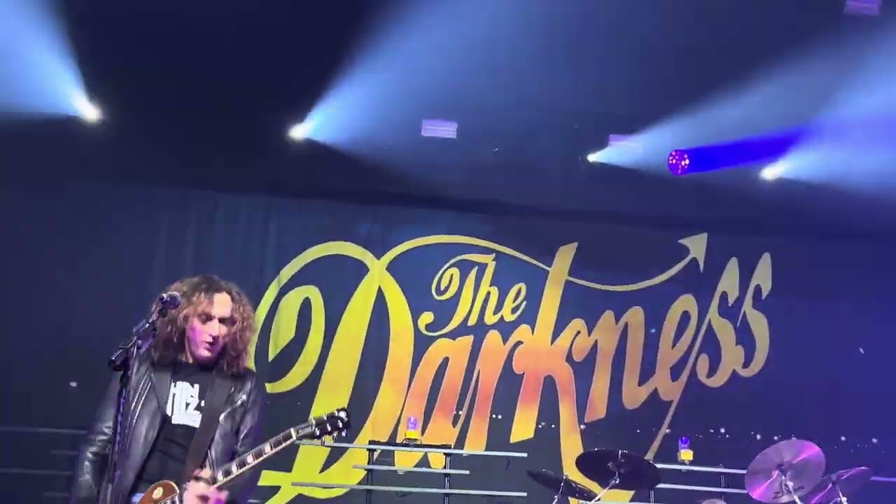 The Darkness - Intro (Arrival) + Black Shuck (Brussels, Ancienne Belgique, 22/11/2023)