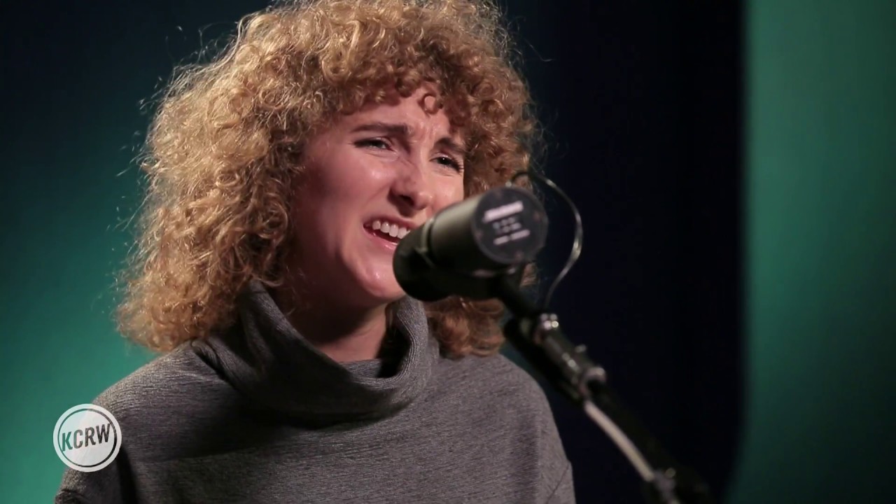 Tennis performing 