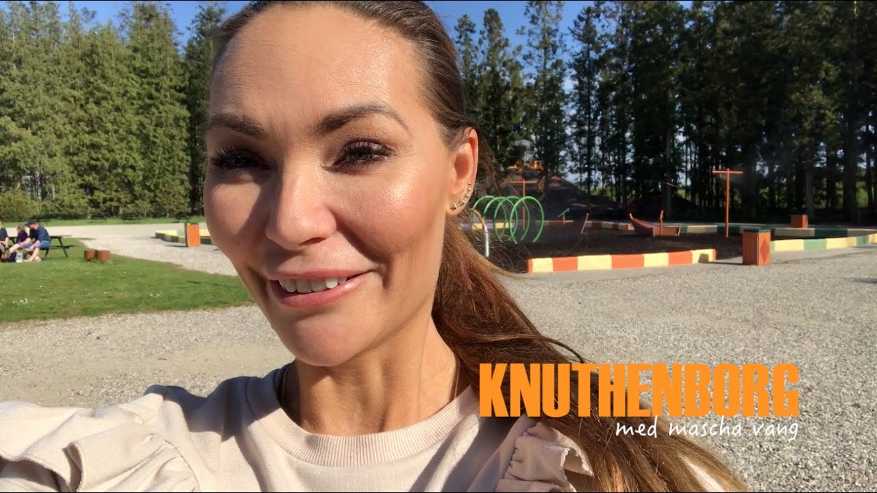 MORS DAG I KNUTHENBORG | Mascha Vang